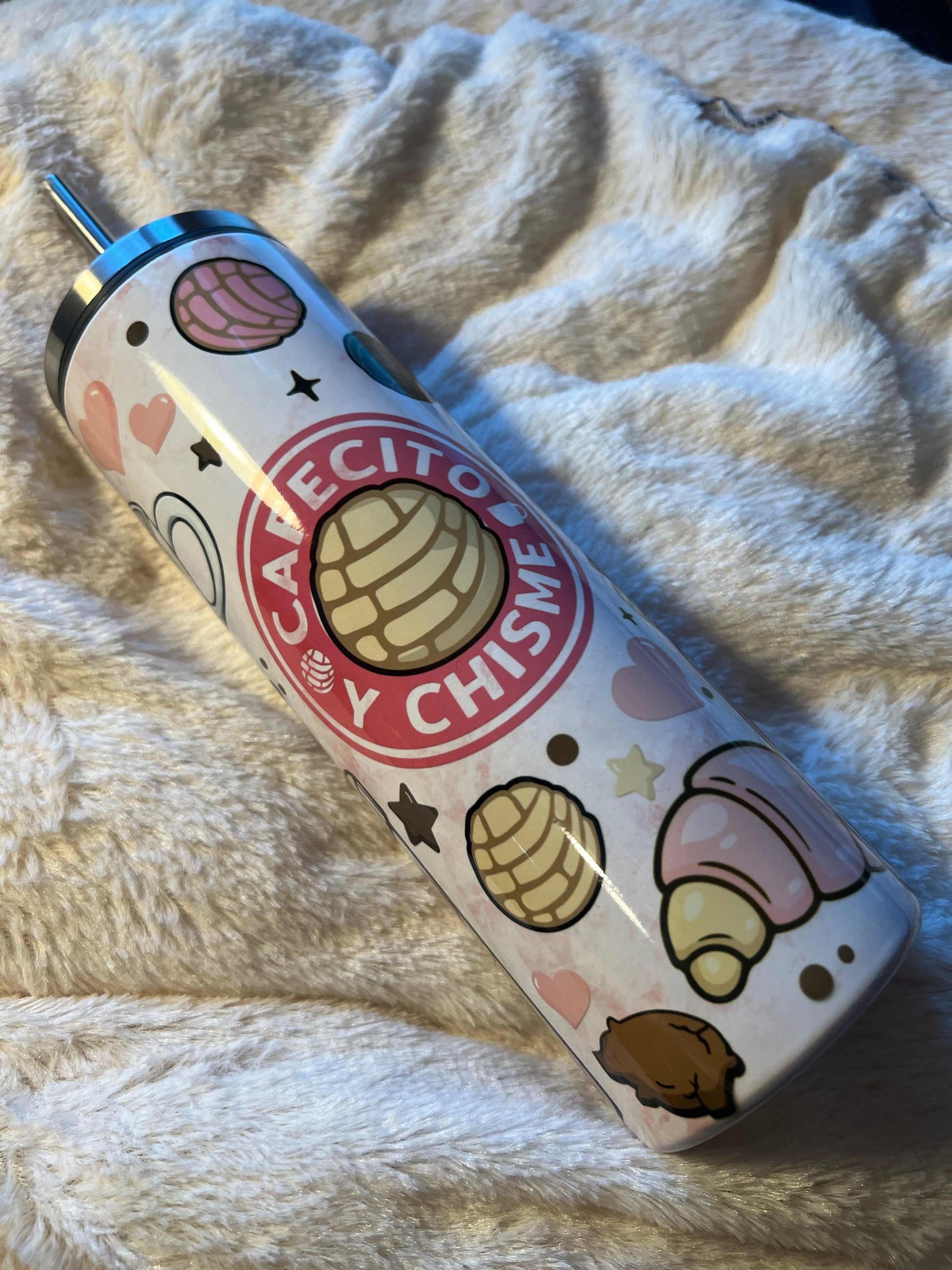 Cafecito y Chisme Tumbler - Mrskillakreations 